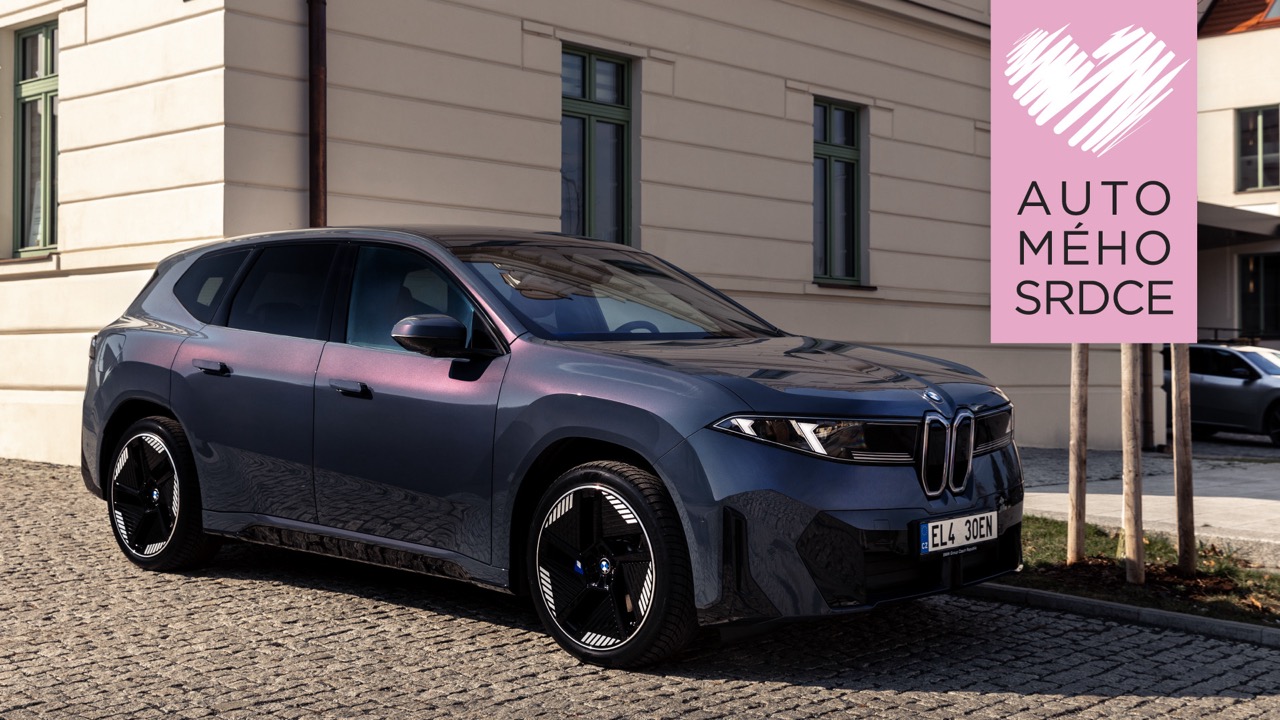 iX3: foto BMW